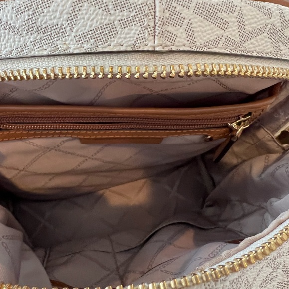 Micheal Kors medium backpack purse - Picture 7 of 11